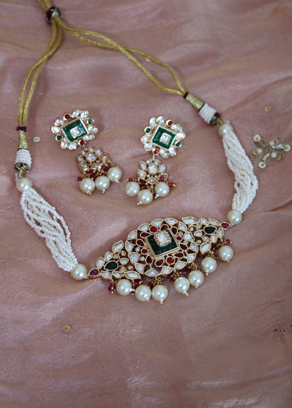 Mulitcolor Tiyanni kundan Necklace set