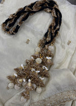 Shell + Pearl Parandha