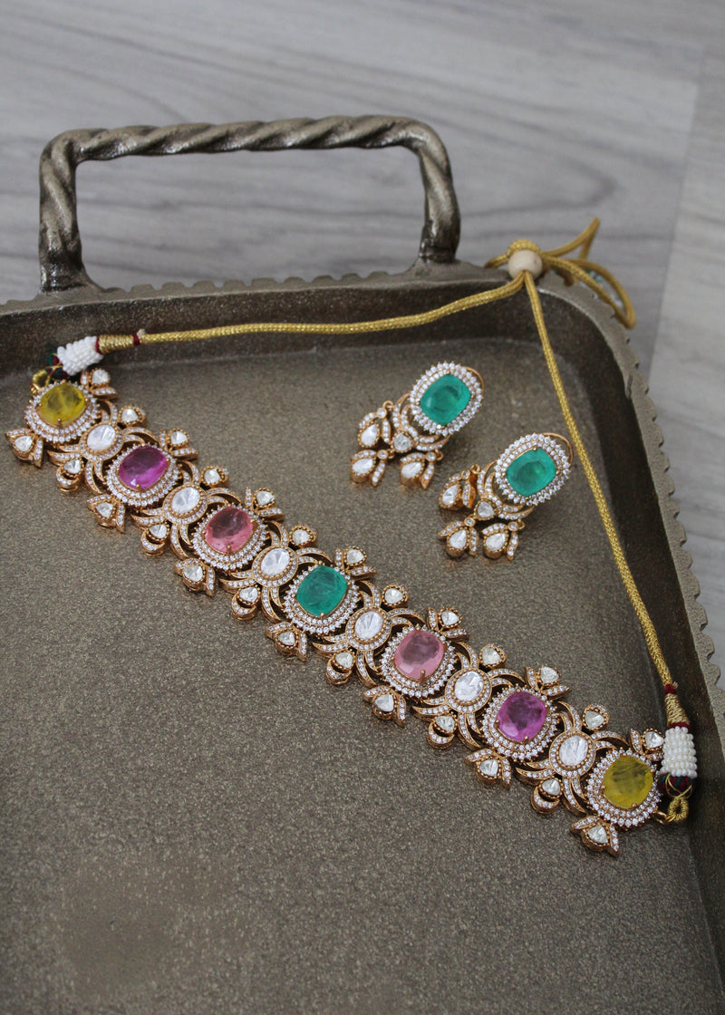 Multicolor choker set