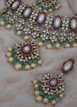 Kristin Tiyanni kundan set