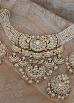 Liyla Necklace set