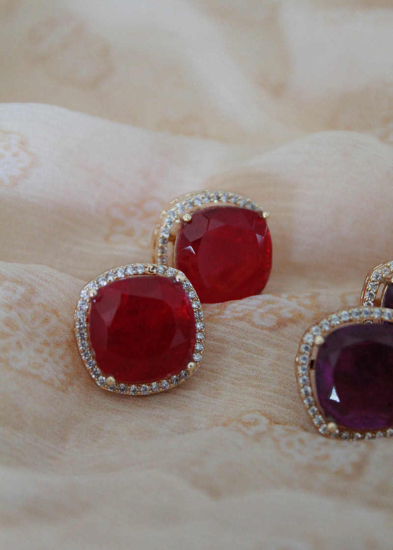 Tiyanni Kundan Studs