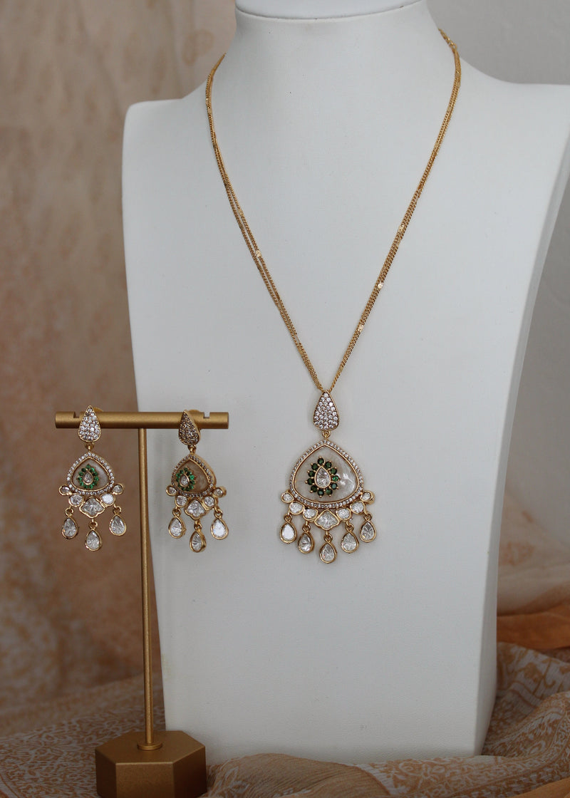 Pendant Set