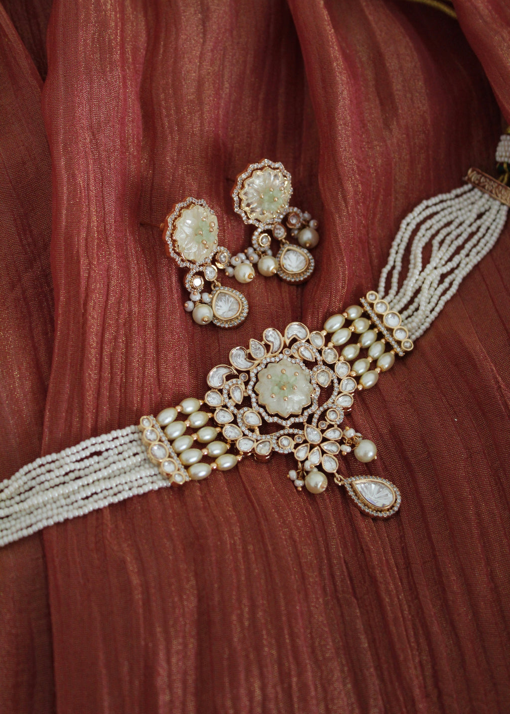 Tiyanni kundan choker set