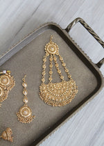 PREORDER-Gold inspired choker set A
