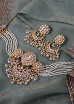 Aleena Tiyanni kundan set