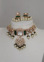 Mira Necklace set