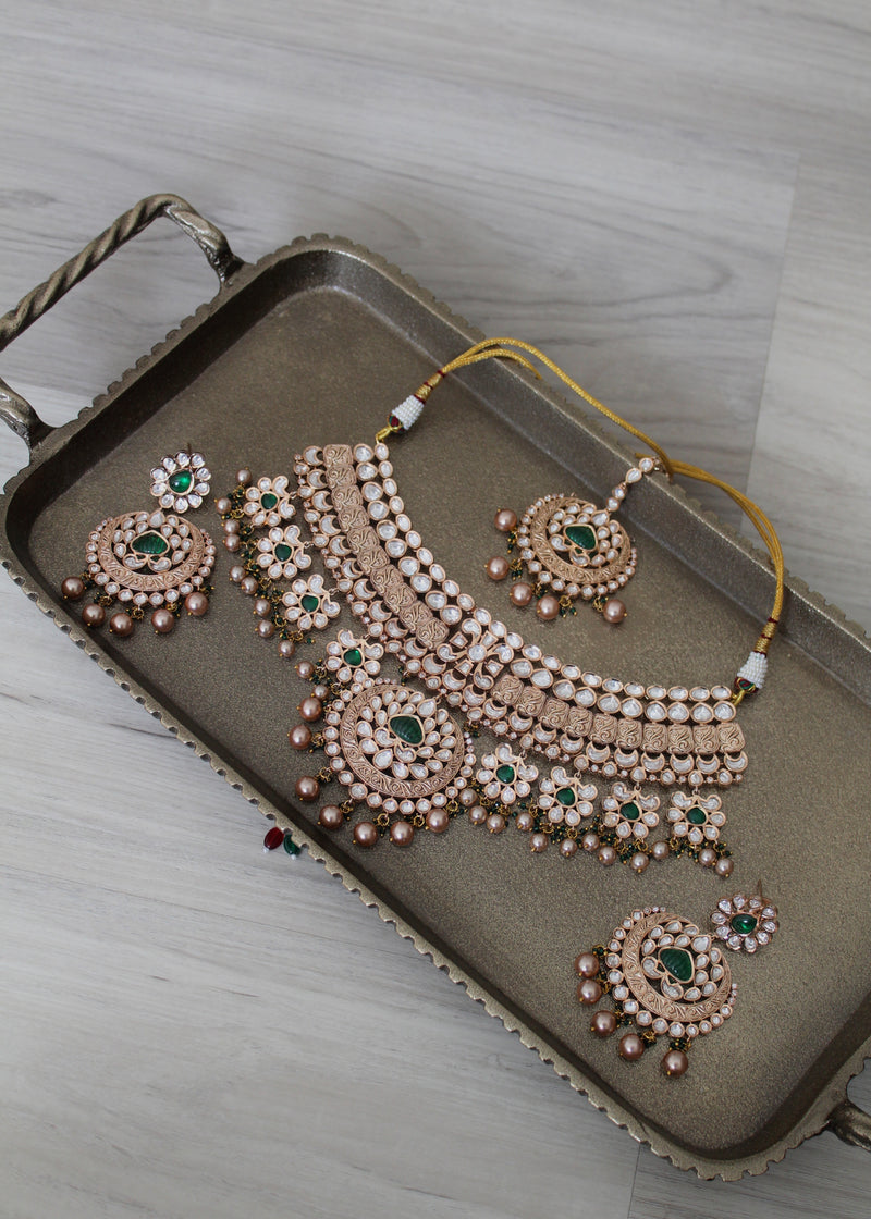 Bridal tiyanni set