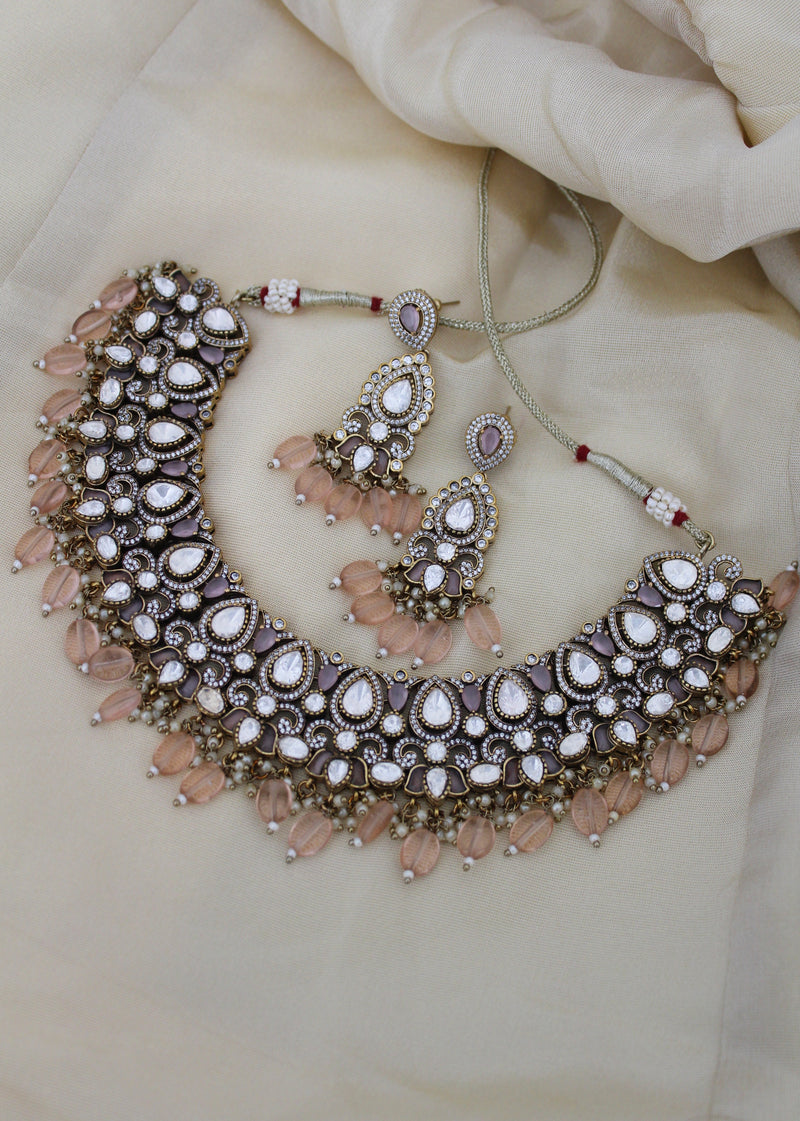 Tiyanni kundan necklace set