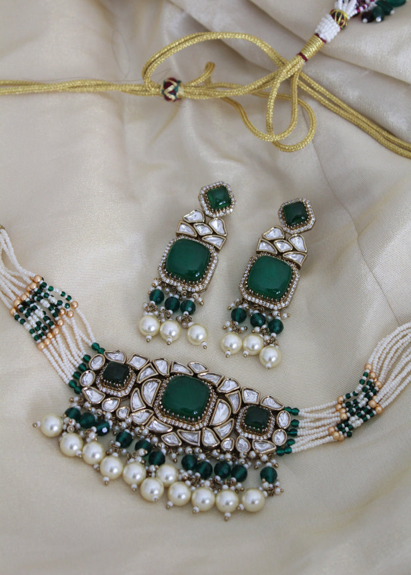 Kirat Tiyanni kundan necklace set