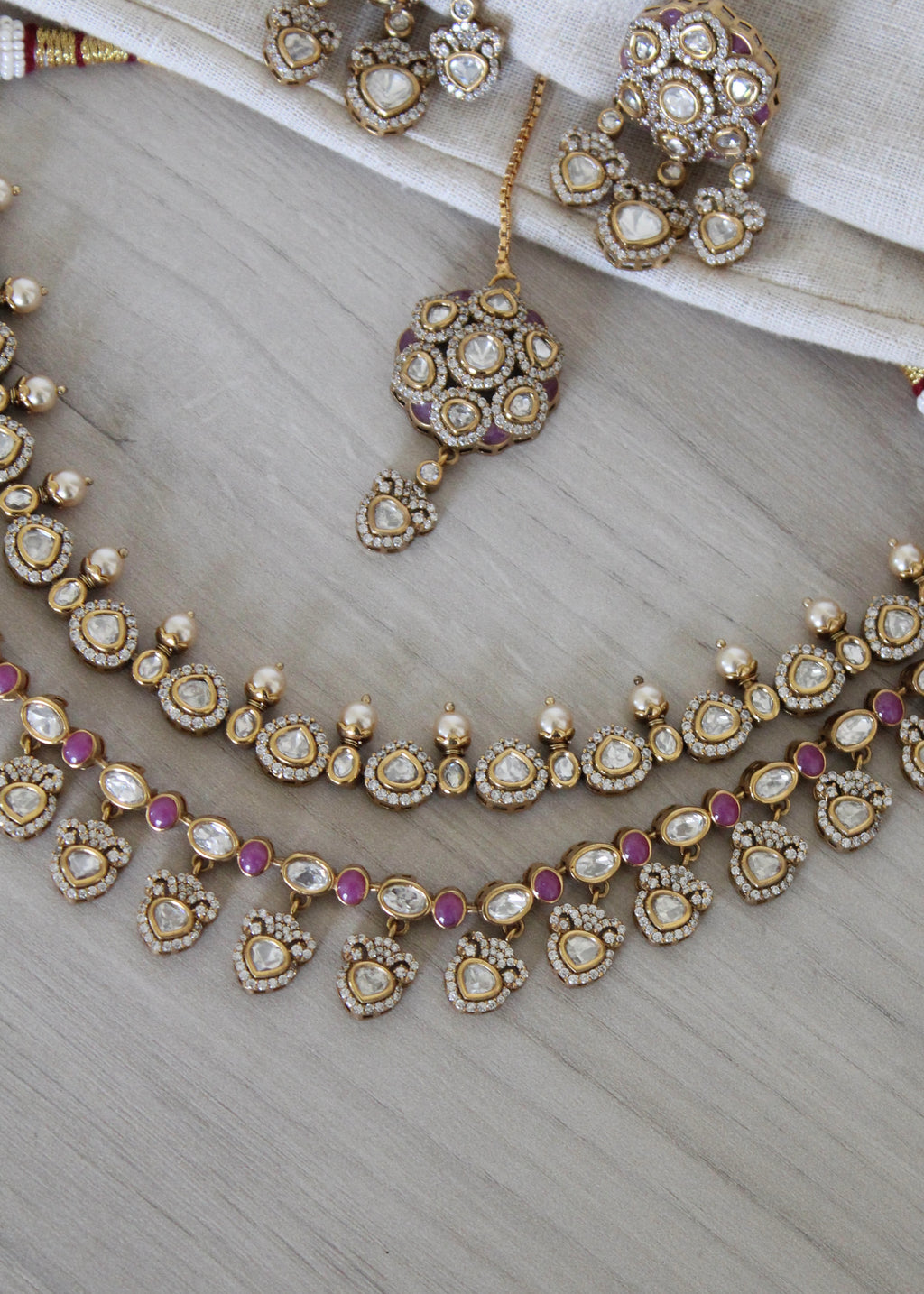 Necklace set