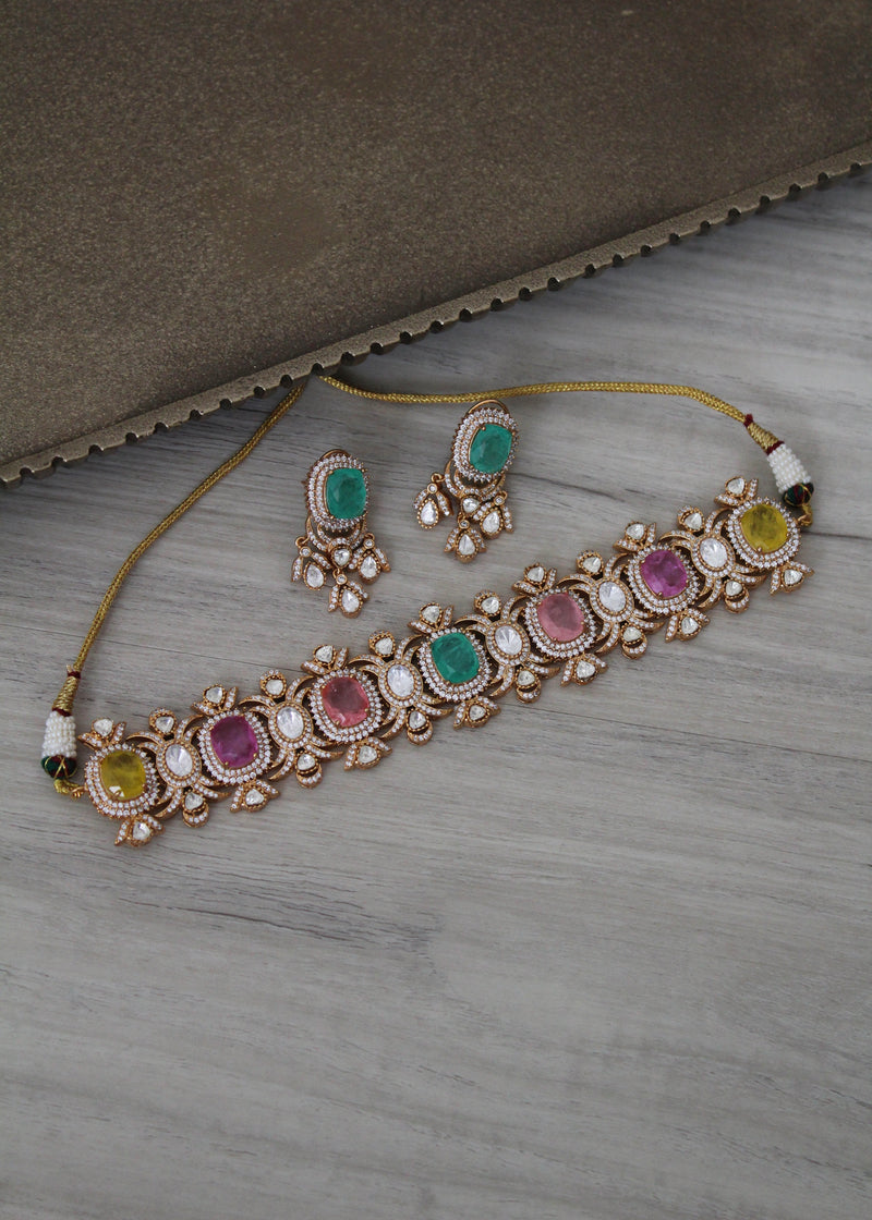Multicolor choker set