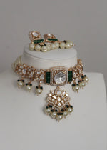 Mira Necklace set