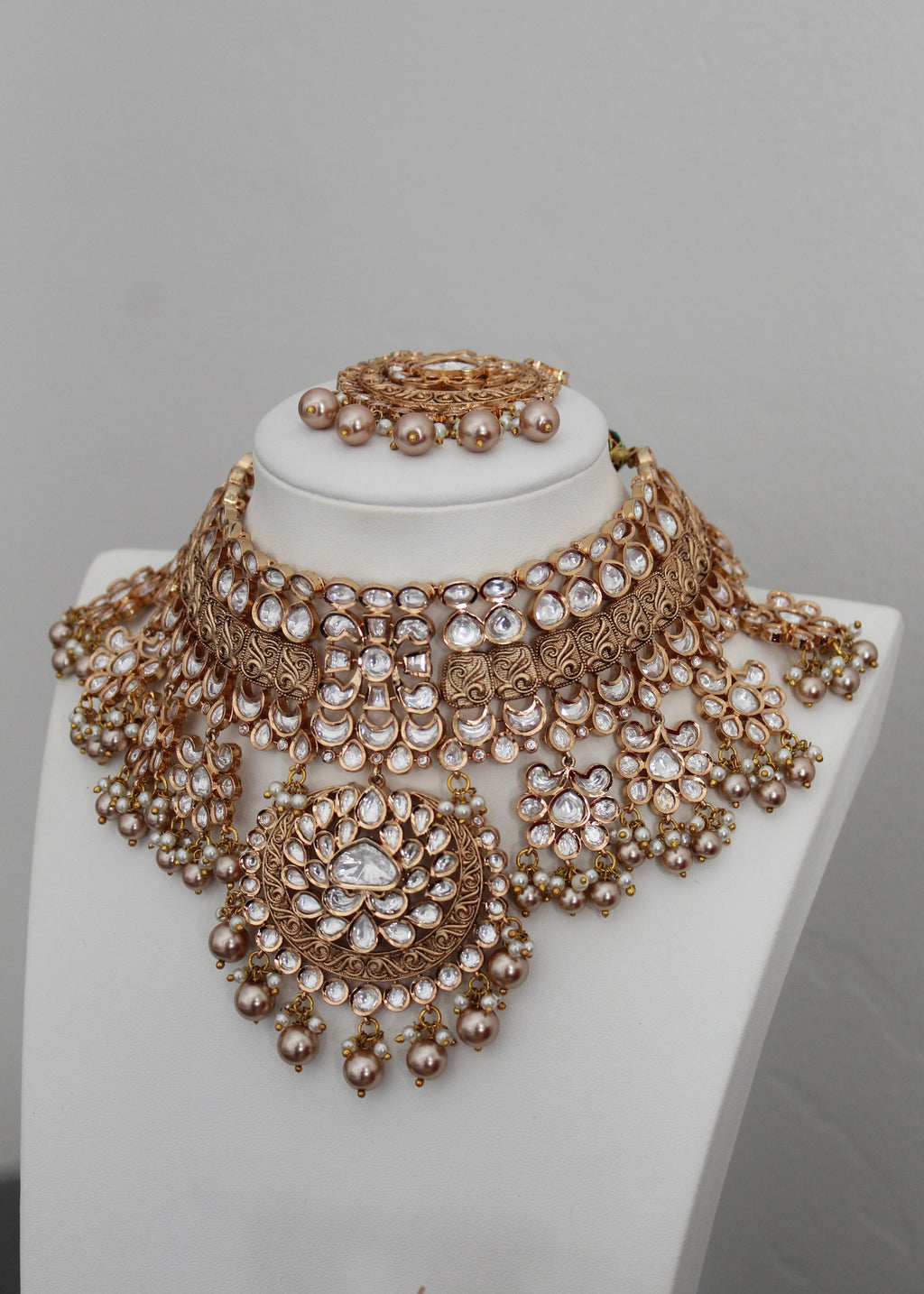 Bridal tiyanni set
