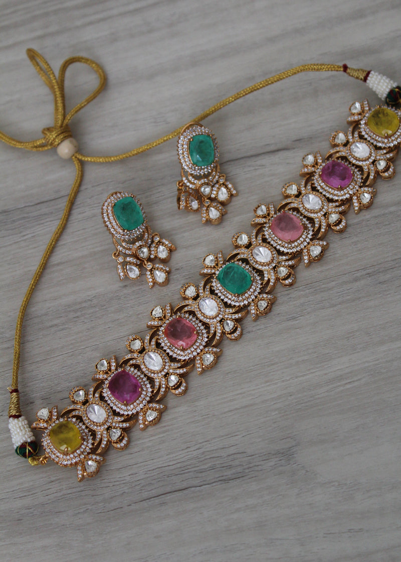 Multicolor choker set