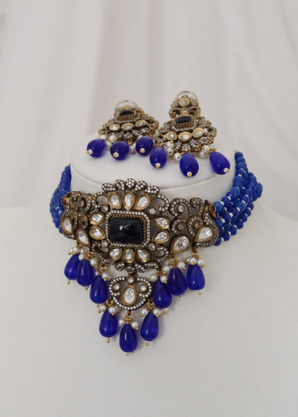 Nisha Choker set