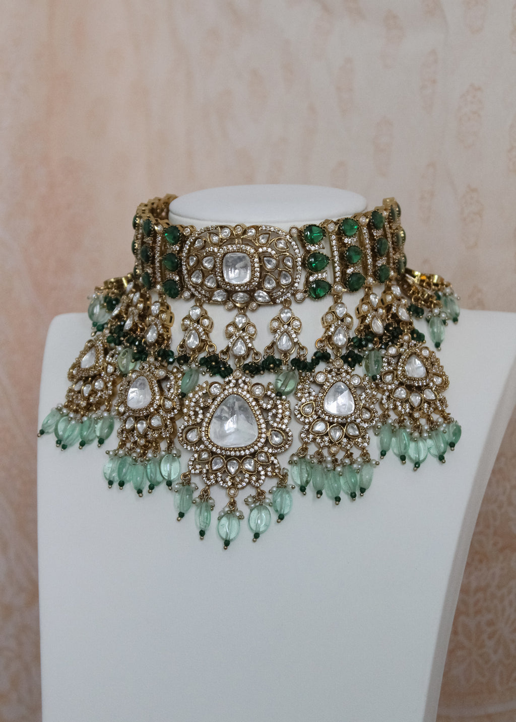 Mint + Green tiyanni Choker set