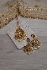 Pipal Patti Gold Inspired Set