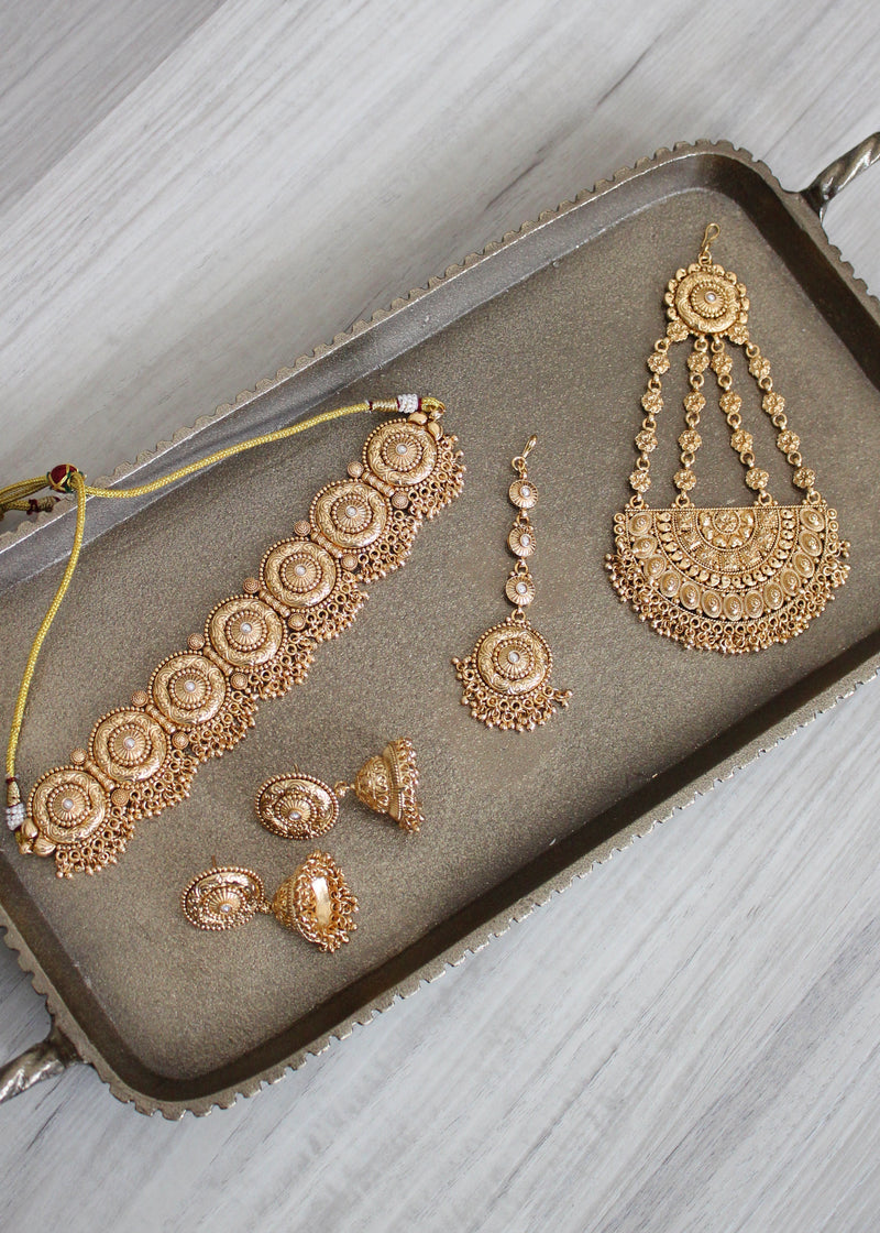PREORDER-Gold inspired choker set A