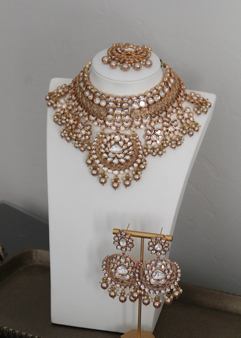 Bridal tiyanni set