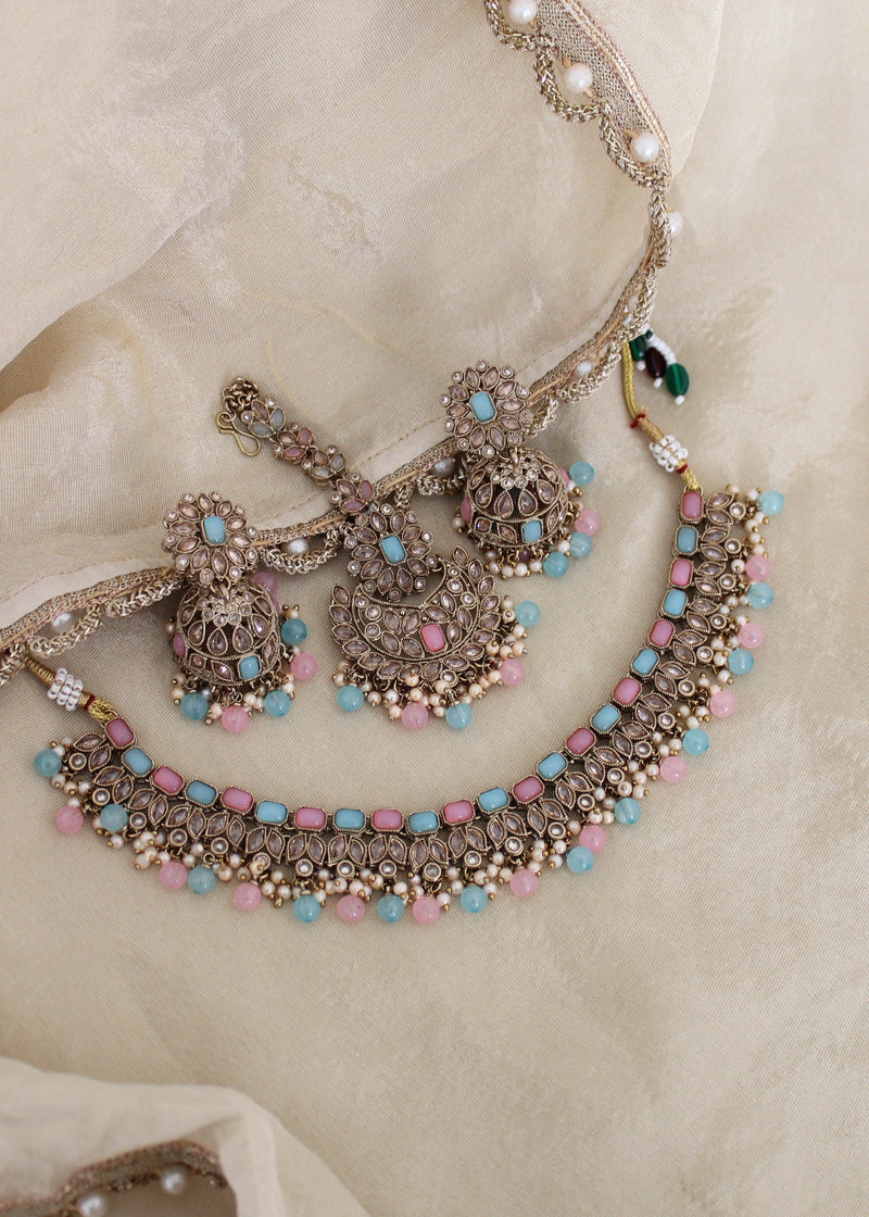 Tani Necklace set