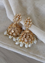 Aza Jhumkis