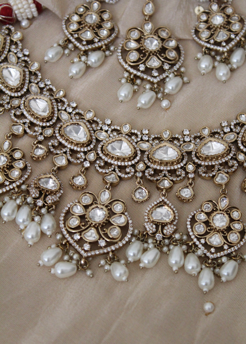 Clarissa Choker Set