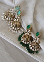 Erin Jhumkis