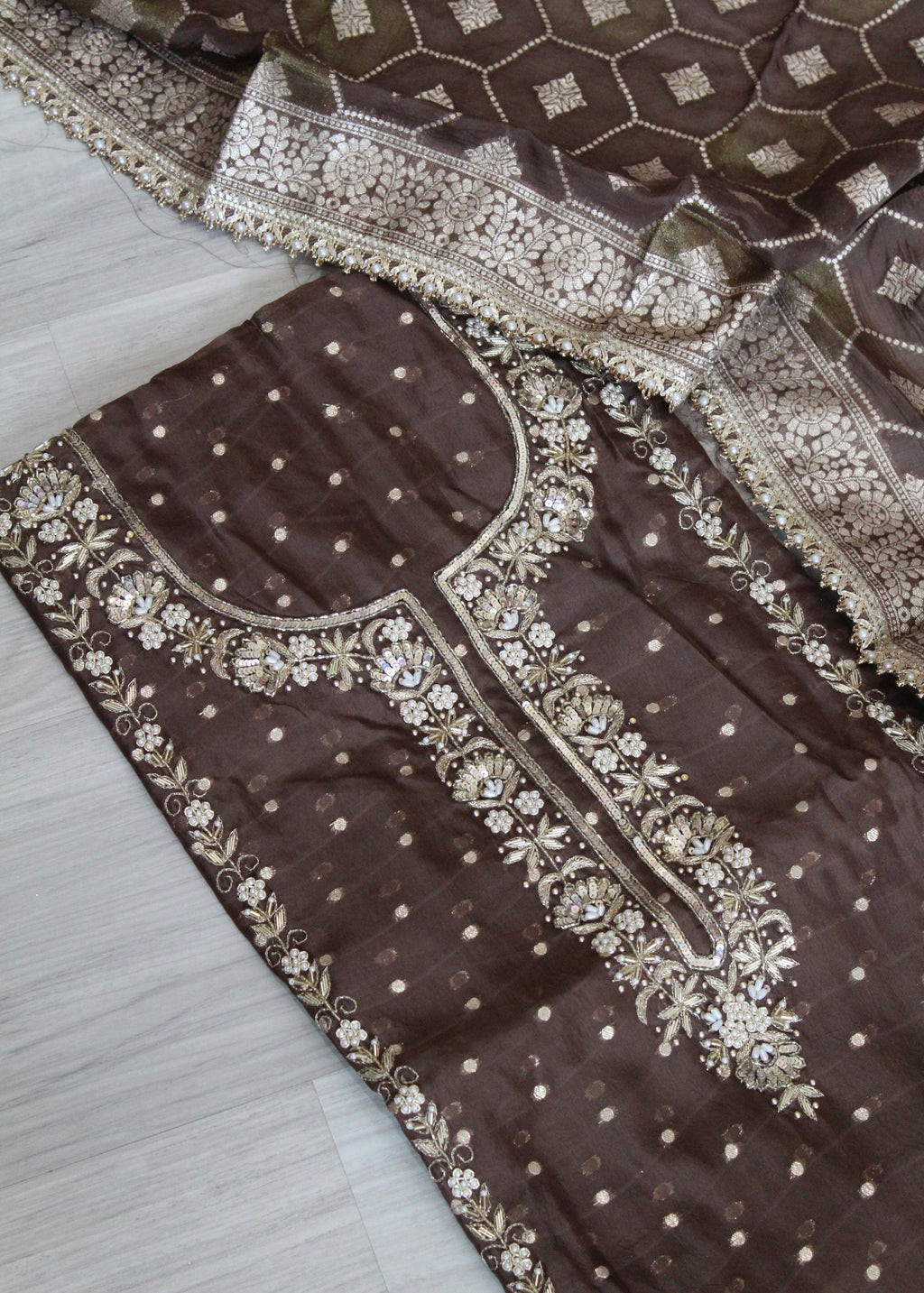 Banarsi unstitch suit