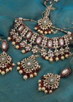 Kristin Tiyanni kundan set