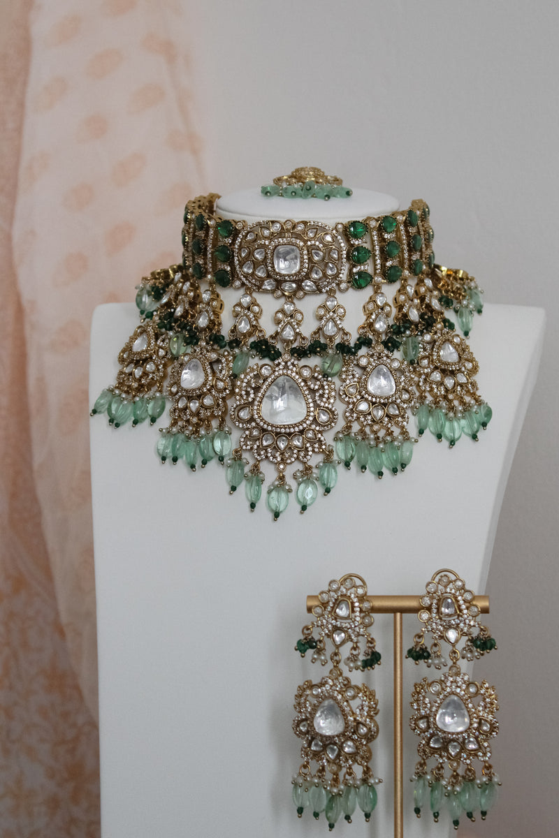 Mint + Green tiyanni Choker set