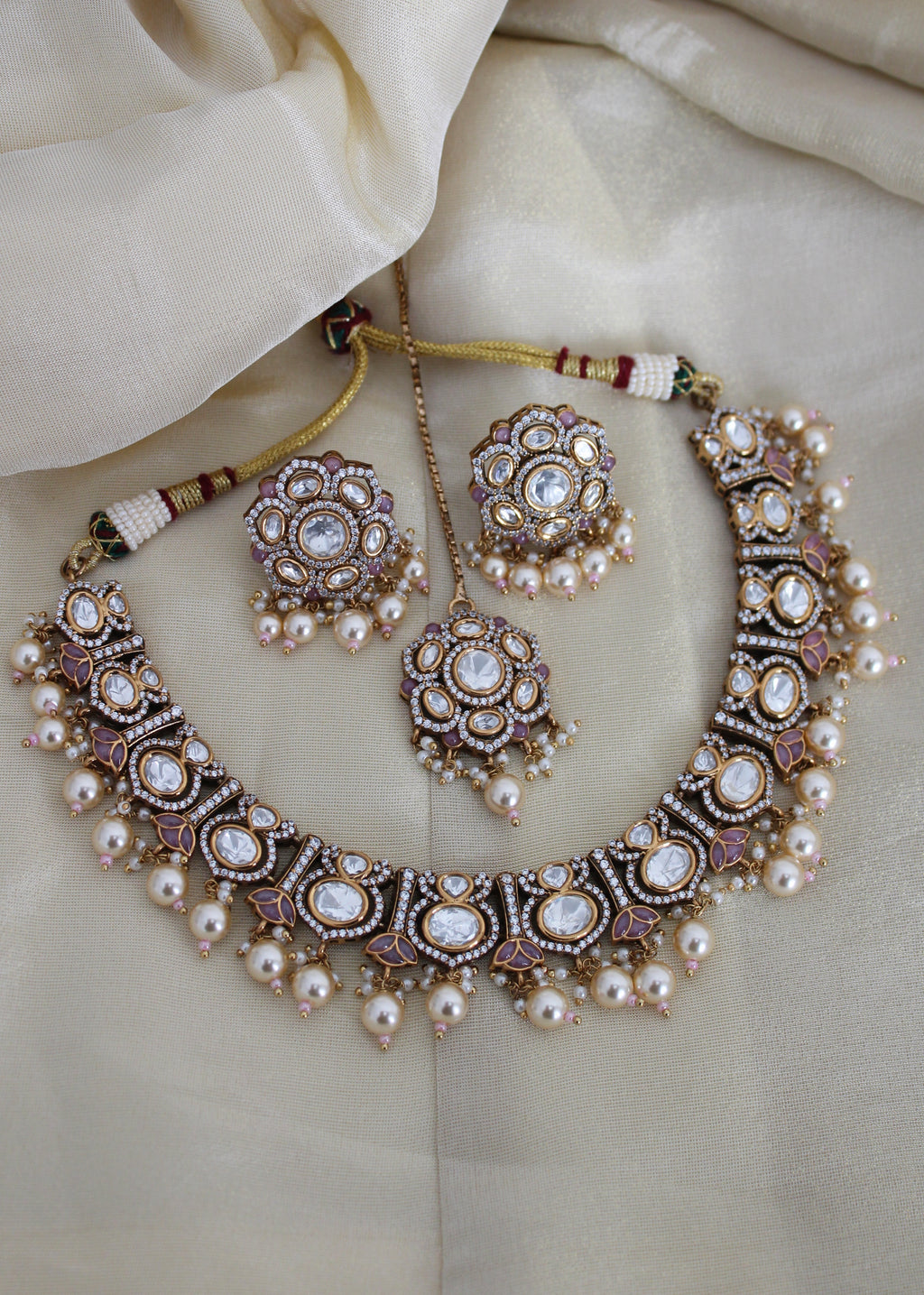 Tiyanni kundan necklace set