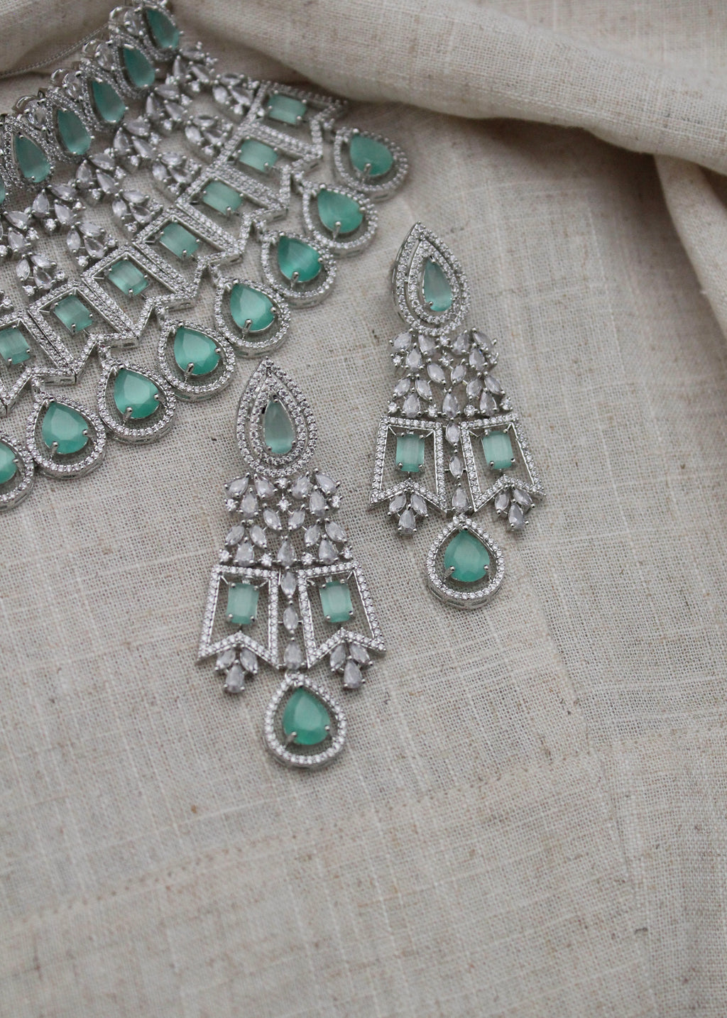 Arshaa Ad Necklace Set